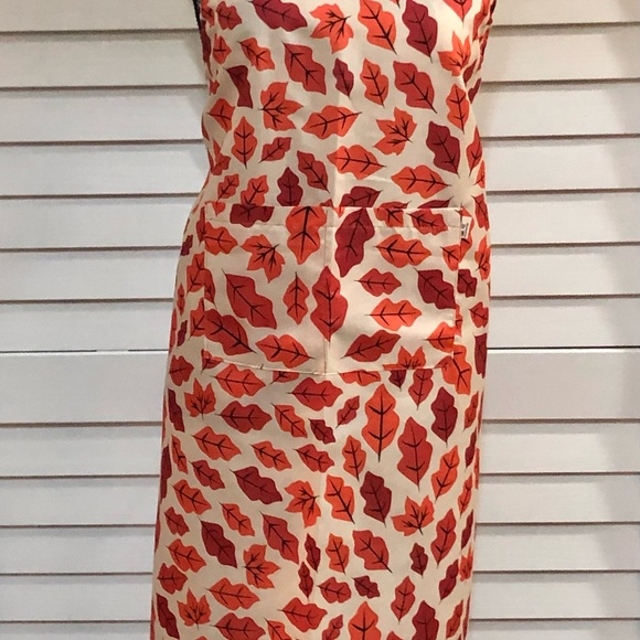 Andys Aprons - not so basic. Fall leaves - Picture 2 of 5